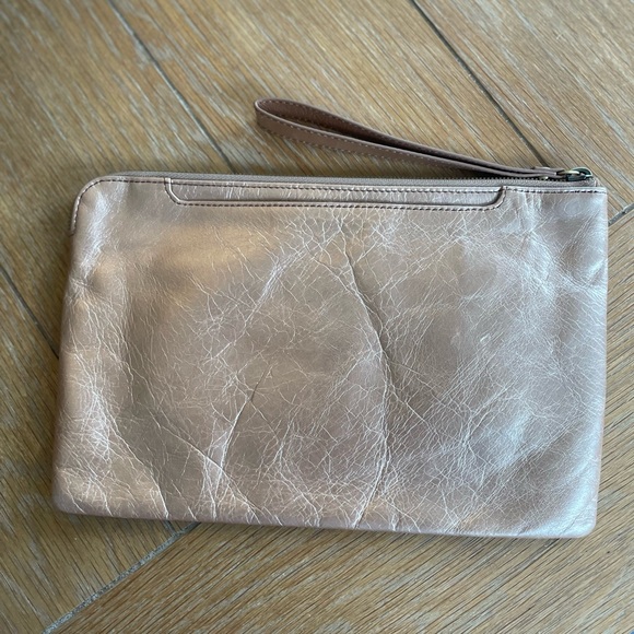 Hobo distressed metallic Leather Clutch - Picture 1 of 6